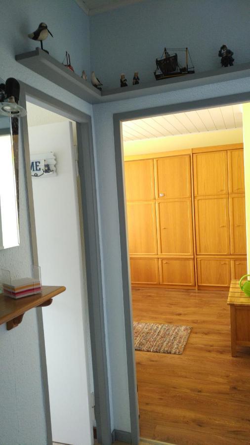 Haus Tertius - Strand- Und Hafennahe Ruhige Ferienwohnung Busum Exterior photo